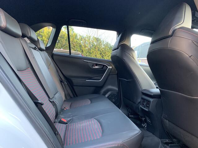 Toyota RAV4 2.5 Plug-in Hybrid AWD Dynamic, Trekhaak | 306pk