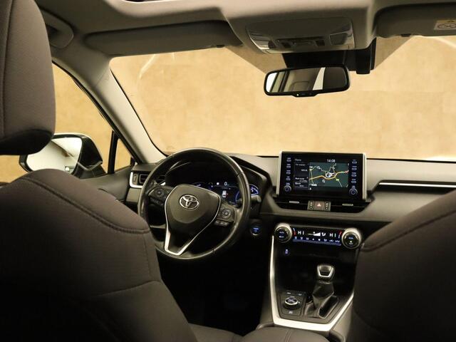 Toyota RAV4 2.5 Hybrid AWD Business Intro ELEKTRISCHE ACHTERKLEP - DODEHOEK DETECTIE - VASTE TREKHAAK (1650 KG GEREMD) - VIERWIELAANDRIJVING - KEYLESS ENTRY/START - ACHTERUITRIJCAMERA - CRUISE CONTROL ADAPTIEF - BLUETOOTH TELEFOONVOORBEREIDING - EXTRA GETINT GLAS ACH