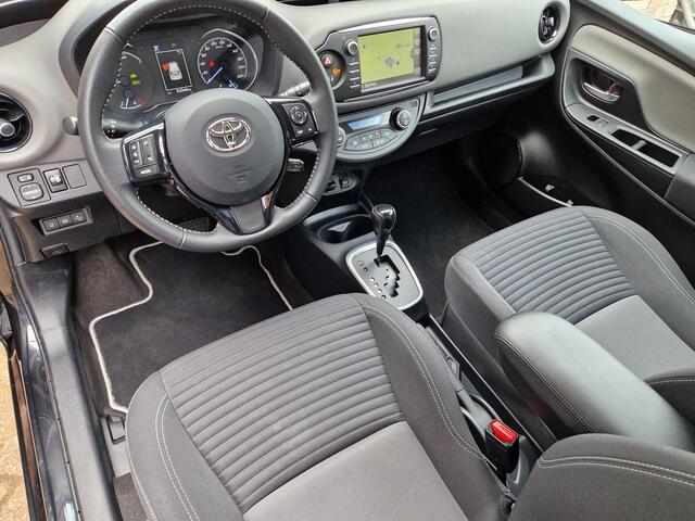 Toyota YARIS 1.5 Hybrid Dynamic Navigatie - Clima - Camera