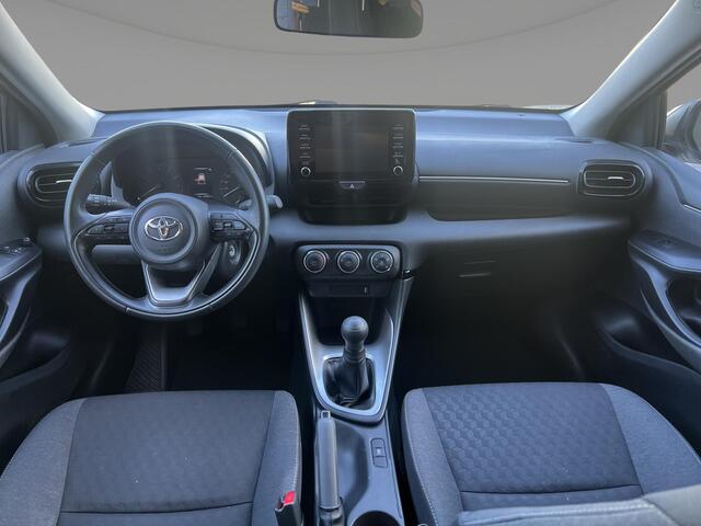 Toyota YARIS 1.0 VVT-i Active Carplay / Camera / Cruise