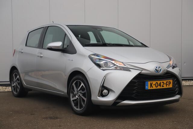 Toyota YARIS 1.5 VVT-i Active Automaat Navigatie Achteruitrijcamera Bluetooth Clima 15 inch LMV