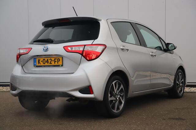 Toyota YARIS 1.5 VVT-i Active Automaat Navigatie Achteruitrijcamera Bluetooth Clima 15 inch LMV