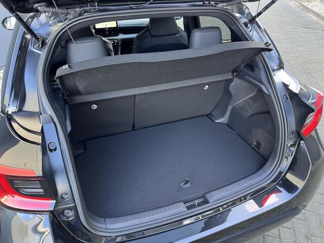 Toyota YARIS 1.5 Hybrid 130 Executive | Stoel & Stuurwiel verwarming | Apple Carplay / Android Auto |