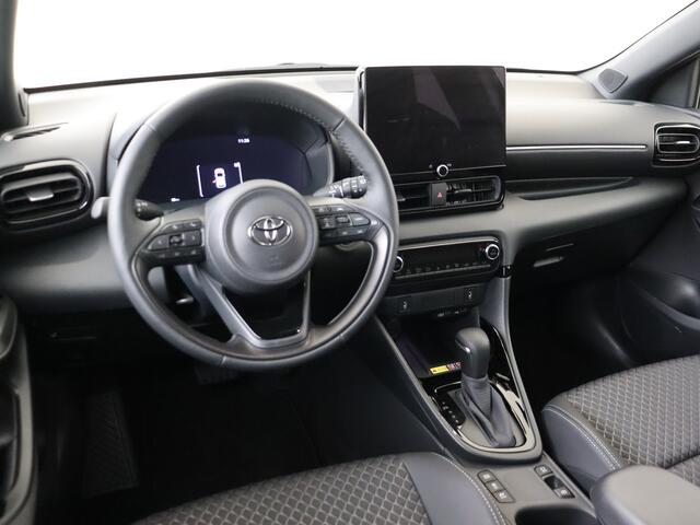 Toyota YARIS 1.5 Hybrid 130 Executive Demo