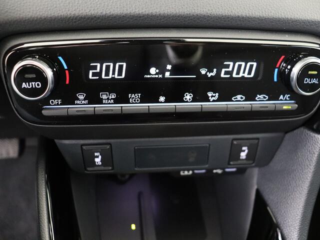 Toyota YARIS 1.5 Hybrid 130 Executive Demo