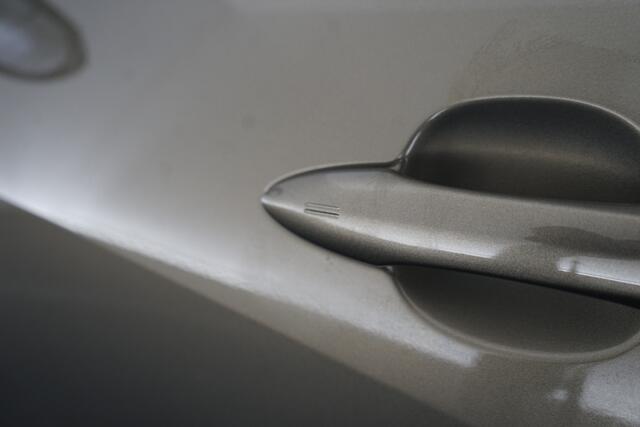 Toyota YARIS 1.5 Hybrid 130 Executive | Stoel/stuur verwarming | Blind-spot