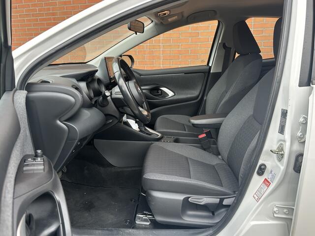 Toyota YARIS 1.5 Hybride Dynamic Camera Carplay Climate Control Velgen