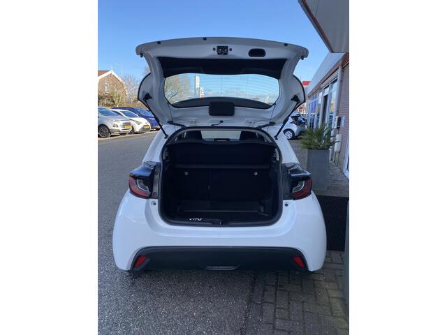 Toyota YARIS 1.5 Hybrid Active