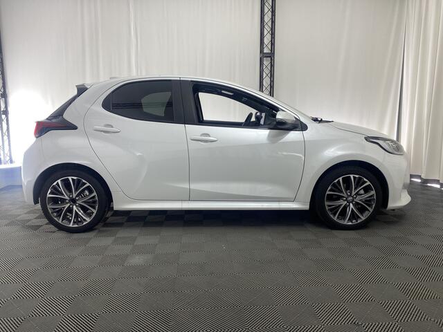 Toyota YARIS 1.5 Hybrid 130 Executive JBL Automaat | Clima | Cruise | Camera | Apple CarPlay | Stoel- en stuurverw. | LMV 17" |