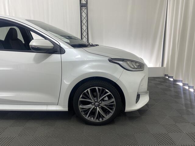 Toyota YARIS 1.5 Hybrid 130 Executive JBL Automaat | Clima | Cruise | Camera | Apple CarPlay | Stoel- en stuurverw. | LMV 17" |