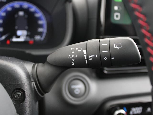 Toyota YARIS 1.5 Hybrid 130 GR Sport | Apple Carplay & Android Auto | Parkeercamera | GR SPORT Plus Pack | *