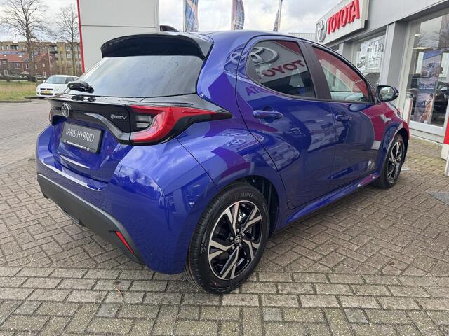 Toyota YARIS 1.5 Hybrid 115 Dynamic + Comfort Pack
