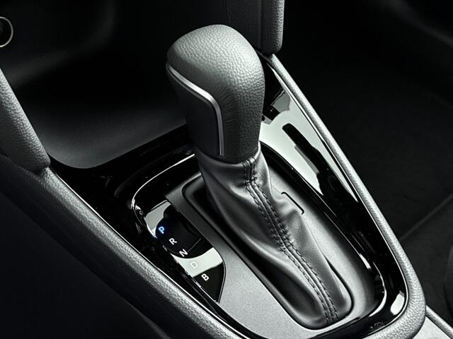 Toyota YARIS Cross 1.5 Hybrid 115 First Edition Comfort Pack | NIEUW & DIRECT LEVERBAAR | meerdere kleuren op voorraaf