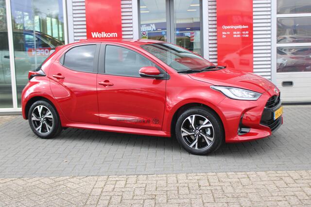 Toyota YARIS 1.5 Hybrid 115 First Edition