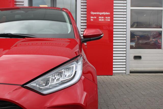 Toyota YARIS 1.5 Hybrid 115 First Edition