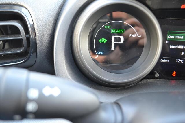 Toyota YARIS CROSS 1.5 HYBRID FIRST EDITION