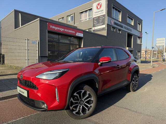 Toyota YARIS Cross 1.5 Hybrid Carplay / Stuur & Stoel verw. / 17 inch / Adaptive Cruise
