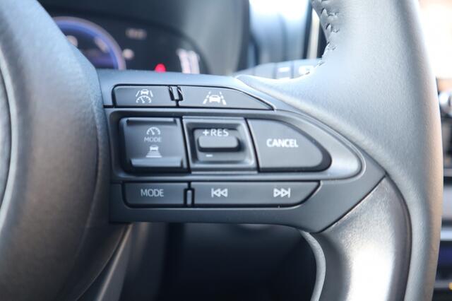 Toyota YARIS 1.5 Hybrid 115 First Edition