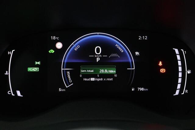 Toyota YARIS 1.5 Hybrid 115 First Edition | Apple Carplay/Android Auto | Parkeersensoren | Stoel/Stuurverwarming |