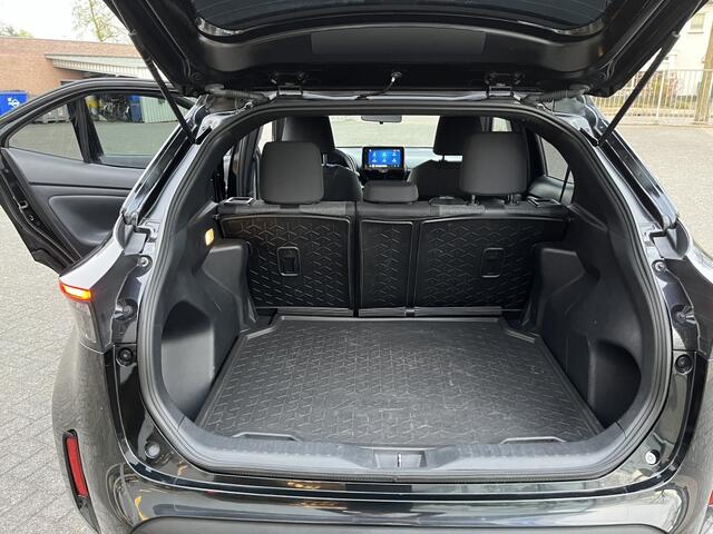 Toyota YARIS 1.5 Hybrid Dynamic | Ad. Cruise | Navi | Camera | Apple Carplay