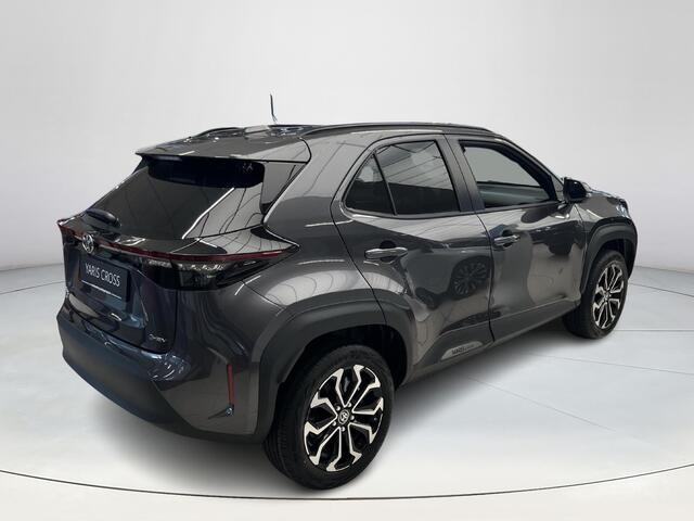 Toyota YARIS Cross 1.5 Hybrid 115 First Edition **COMFORT PACK/ NIEUWE AUTO/ DIRECT LEVERBAAR**