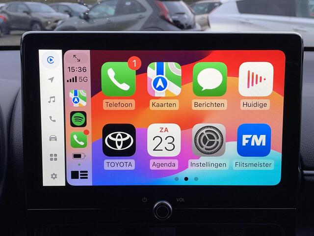 Toyota YARIS Cross 1.5 Hybrid 115 First Edition **COMFORT PACK/ NIEUWE AUTO/ DIRECT LEVERBAAR**