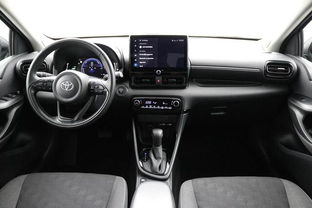 Toyota YARIS 1.5 Hybrid 115 First Edition | Climate control | Navigatie | Keyless | Apple carplay |