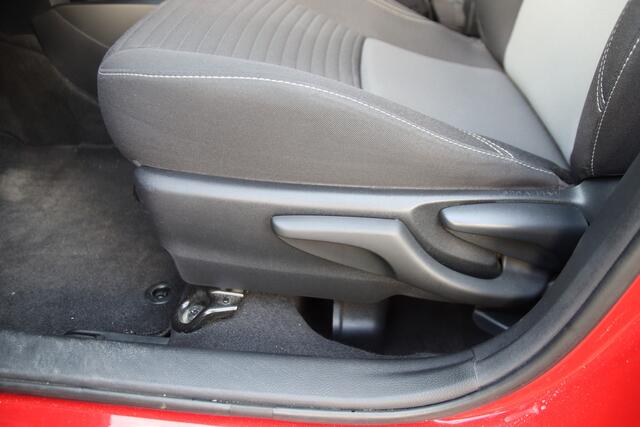 Toyota YARIS 1.5 Hybrid Sparco, trekhaak, Camera, Cruise, Nl auto Aanbieding!