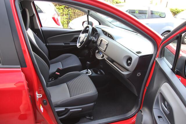 Toyota YARIS 1.5 Hybrid Sparco, trekhaak, Camera, Cruise, Nl auto Aanbieding!