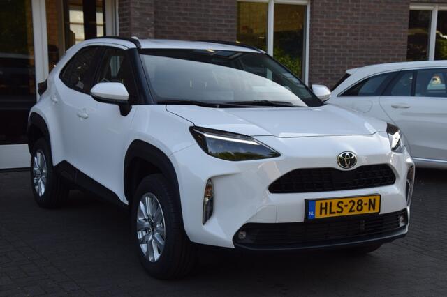 Toyota YARIS 1.5 HYBRID NIEUW! AUTOMAAT/CAMERA/ADAP. CRUISE/