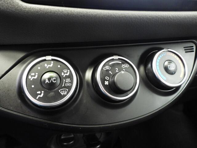 Toyota YARIS 1.0 VVT-i Connect NAVI-APP/CAMERA/AIRCO/15"LMV!