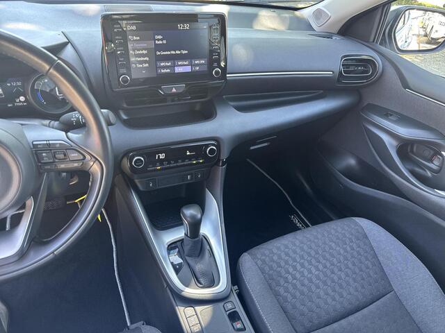 Toyota YARIS 1.5 Hybrid Dynamic | 0610141018 Voor meer informatie