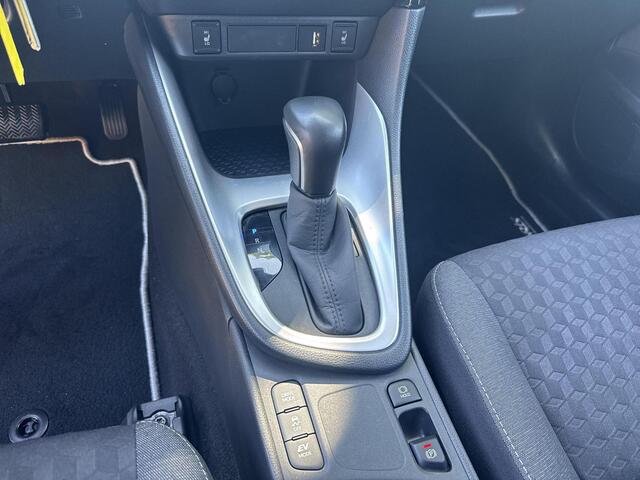 Toyota YARIS 1.5 Hybrid Dynamic | 0610141018 Voor meer informatie