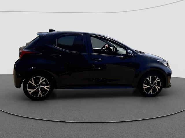 Toyota YARIS 1.5 Hybrid 115 Dynamic | Blind Spot Monitor | Stuurwiel verwarming | Stoelverwarming |