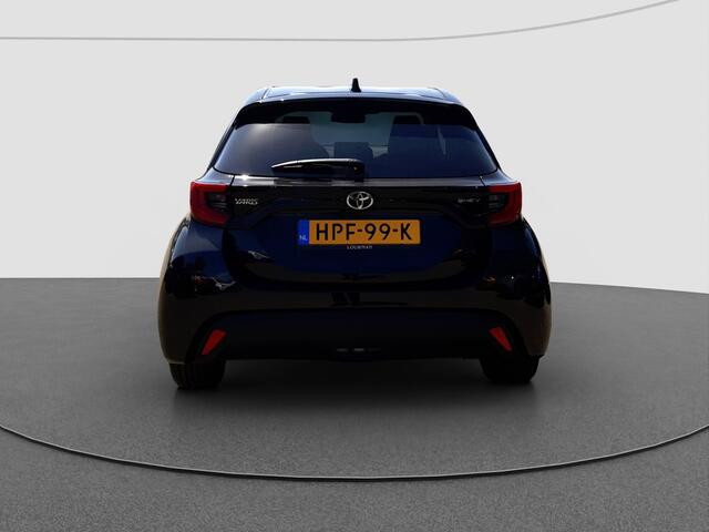 Toyota YARIS 1.5 Hybrid 115 Dynamic | Blind Spot Monitor | Stuurwiel verwarming | Stoelverwarming |