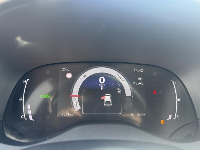 Toyota YARIS 1.5 VVT-i Bns Plus | Facelift | Camera | 16"