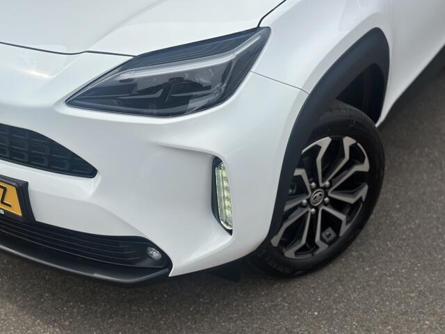 Toyota YARIS 1.5 Hybrid Dynamic / Navigatie