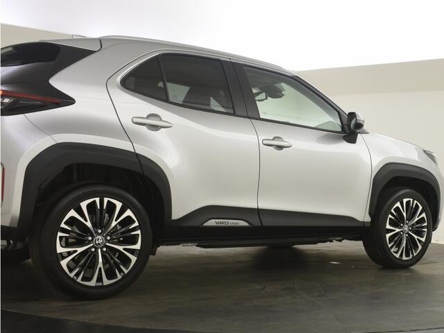 Toyota YARIS 1.5 Hybrid Executive | Head up | JBL | BLS | Parkeersensoren