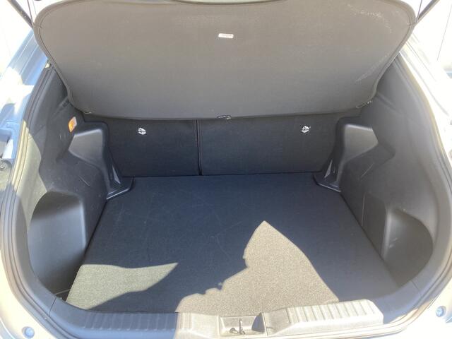 Toyota YARIS Cross 1.5 Hybrid 115 First Edition NL Auto Keyless Navi Carplay Clima Cruise