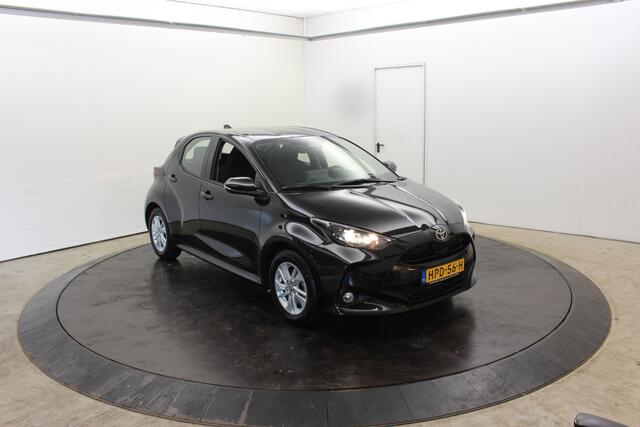 Toyota YARIS 1.5 Hyb Nieuw, Rijklaar, Camera PDC, v+a Stoel/Stuur verwarming Adaptive Cruis Control