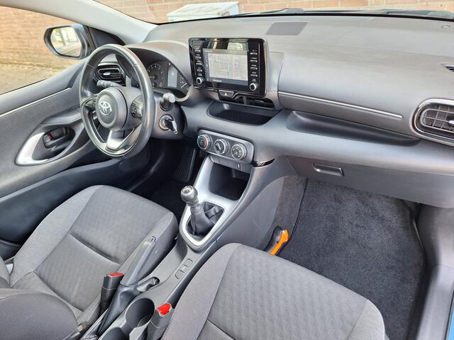 Toyota YARIS 1.5 VVT-i Active, Airco, Camera achter, Dab, Navigatie, Bluetooth