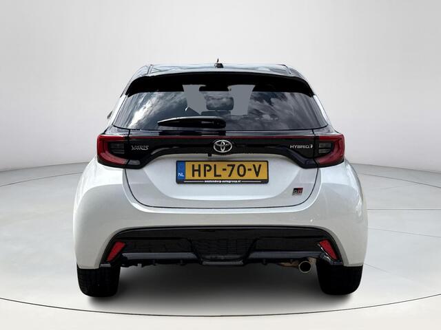 Toyota YARIS 1.5 Hybrid GR Sport **NAVIGATIE/ KEYLESS/ STOELVERWARMING/ 36 MAANDEN GARANTIE**