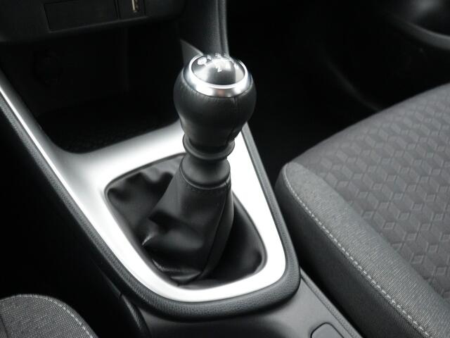 Toyota YARIS 1.5 VVT-i Dynamic