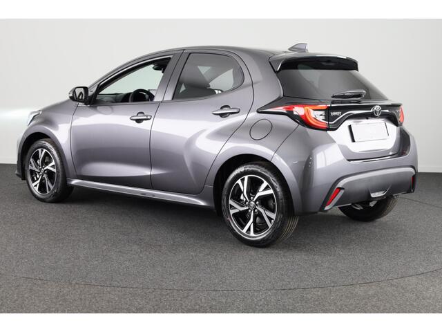 Toyota YARIS 1.5 Hybrid 115 Dynamic | Comfort Pakket | Parkeersensor voor en achter | voorstoelen verwarmd | dodehoek detectie |
