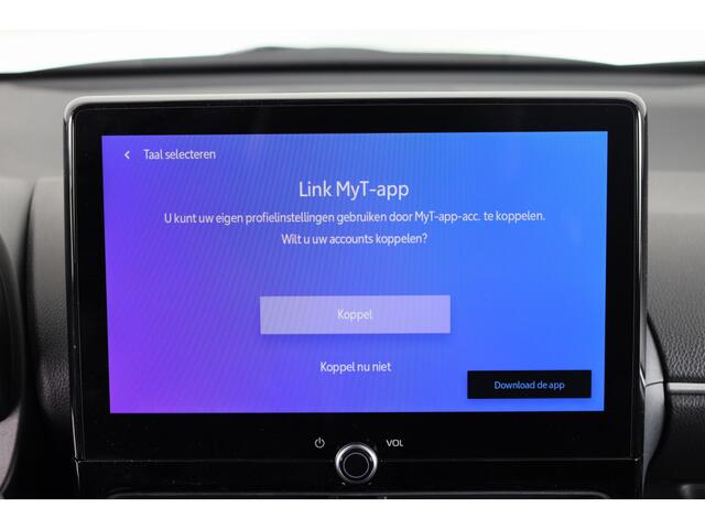 Toyota YARIS 1.5 Hybrid 115 Dynamic | Comfort Pakket | Parkeersensor voor en achter | voorstoelen verwarmd | dodehoek detectie |