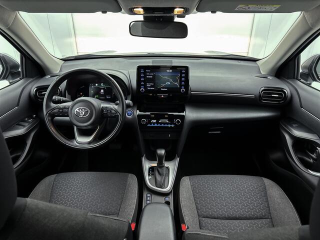 Toyota YARIS Cross 1.5 Hybrid Active Plus | 1e Eigenaar | PDC voor en achter | Privacy Glass | Apple Carplay / Android Auto |