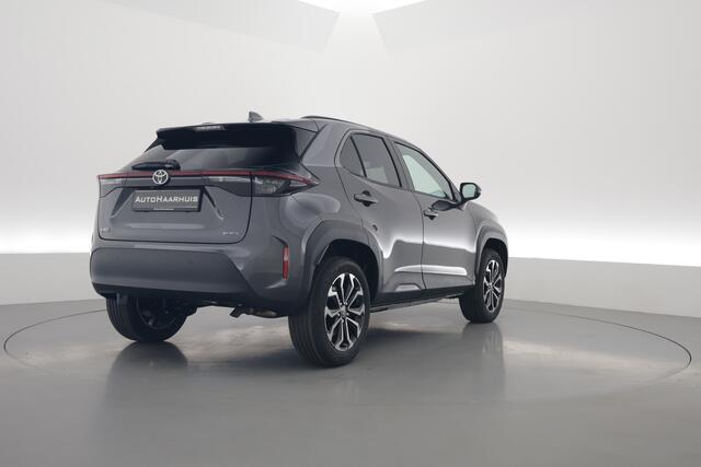 Toyota YARIS Cross 1.5 Hybrid 130 Teamplayer | Winter pack | Safety pack | Navi | Adapt. Cruise | Camera | Keyless