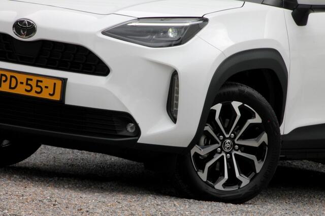 Toyota YARIS 1.5 Hybrid 130 Team Player - 93 pk **Carplay / Camera / ACC