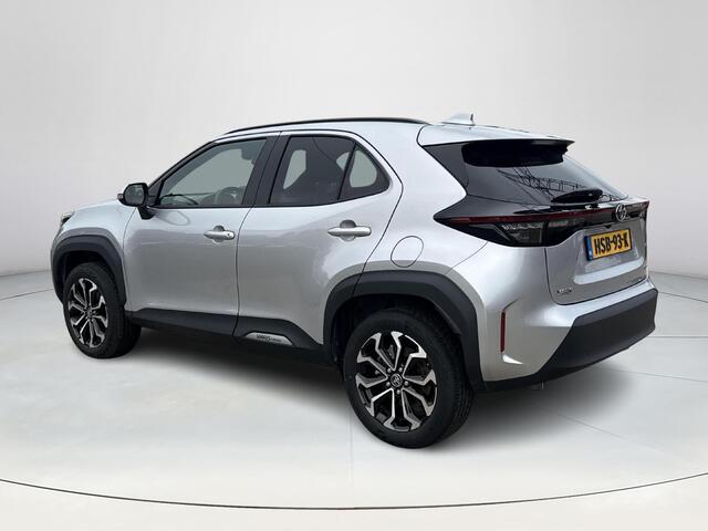 Toyota YARIS Cross 1.5 Hybrid 115 First Edition **STOEL EN STUURWIELVERWARMING/ KEYLESS/ CLIMATE CONTROL/ 36 MAANDEN GARANTIE**