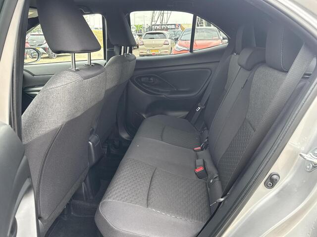 Toyota YARIS Cross 1.5 Hybrid 115 First Edition **STOEL EN STUURWIELVERWARMING/ KEYLESS/ CLIMATE CONTROL/ 36 MAANDEN GARANTIE**